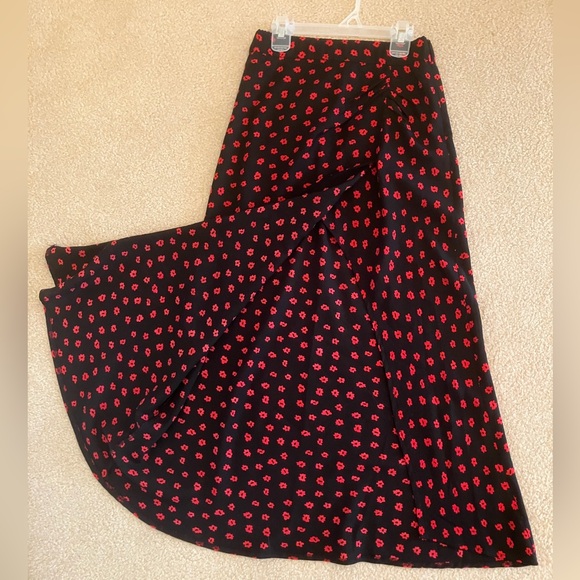 Princess Polly Dresses & Skirts - Princess Polly Black Maxi Skirt with Red Floral Print
